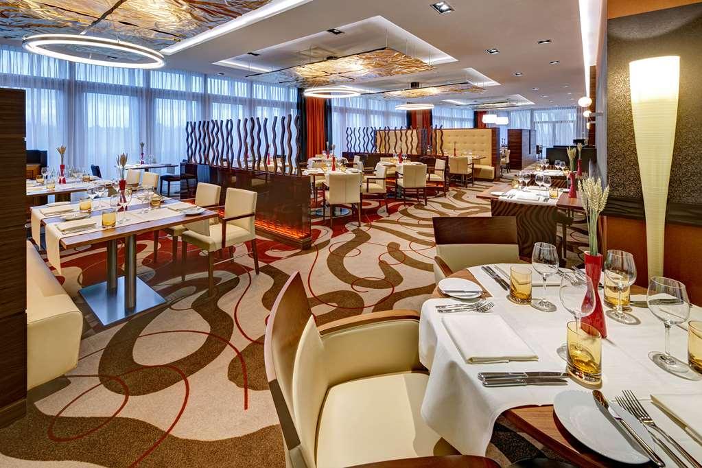 Hilton Garden Inn Frankfurt Airport Φραγκφούρτη Εστιατόριο φωτογραφία Restaurant