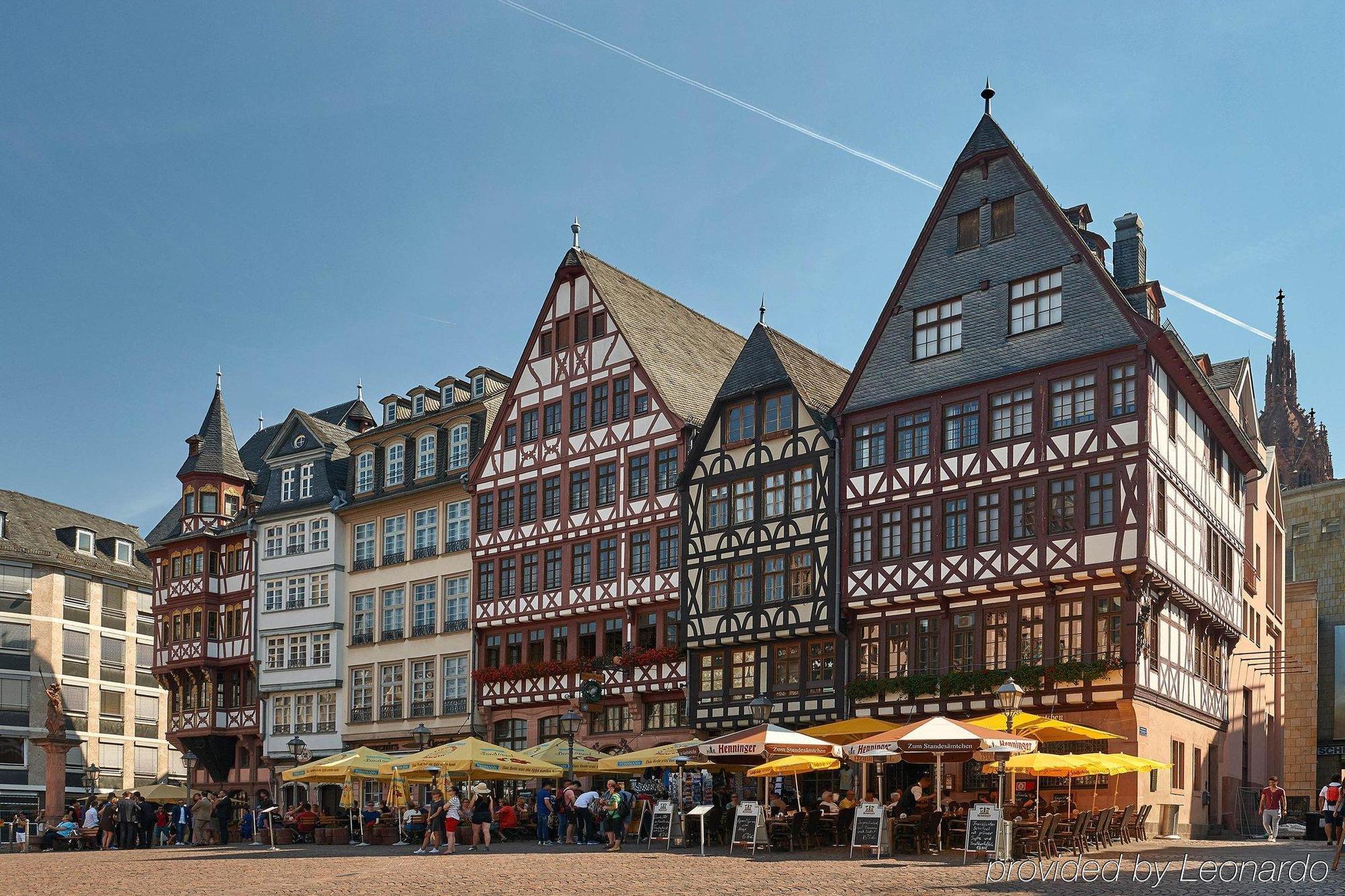 Hilton Garden Inn Frankfurt Airport Φραγκφούρτη Εξωτερικό φωτογραφία The old town of Trnava
